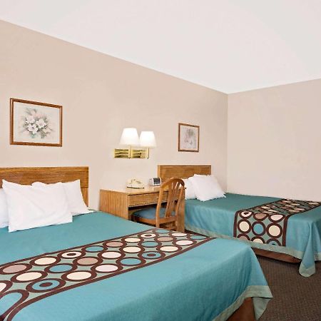 Super 8 By Wyndham Long Prairieモーテル エクステリア 写真